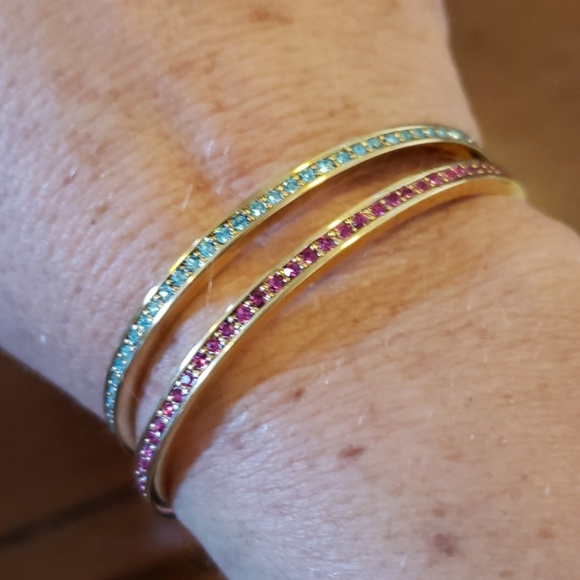 Juicy Couture Jewelry - 2 Juicy Couture bracelets & 6 hair ties Juicy Couture Jewelry - 2 Juicy Couture bracelets & 6 hair ties